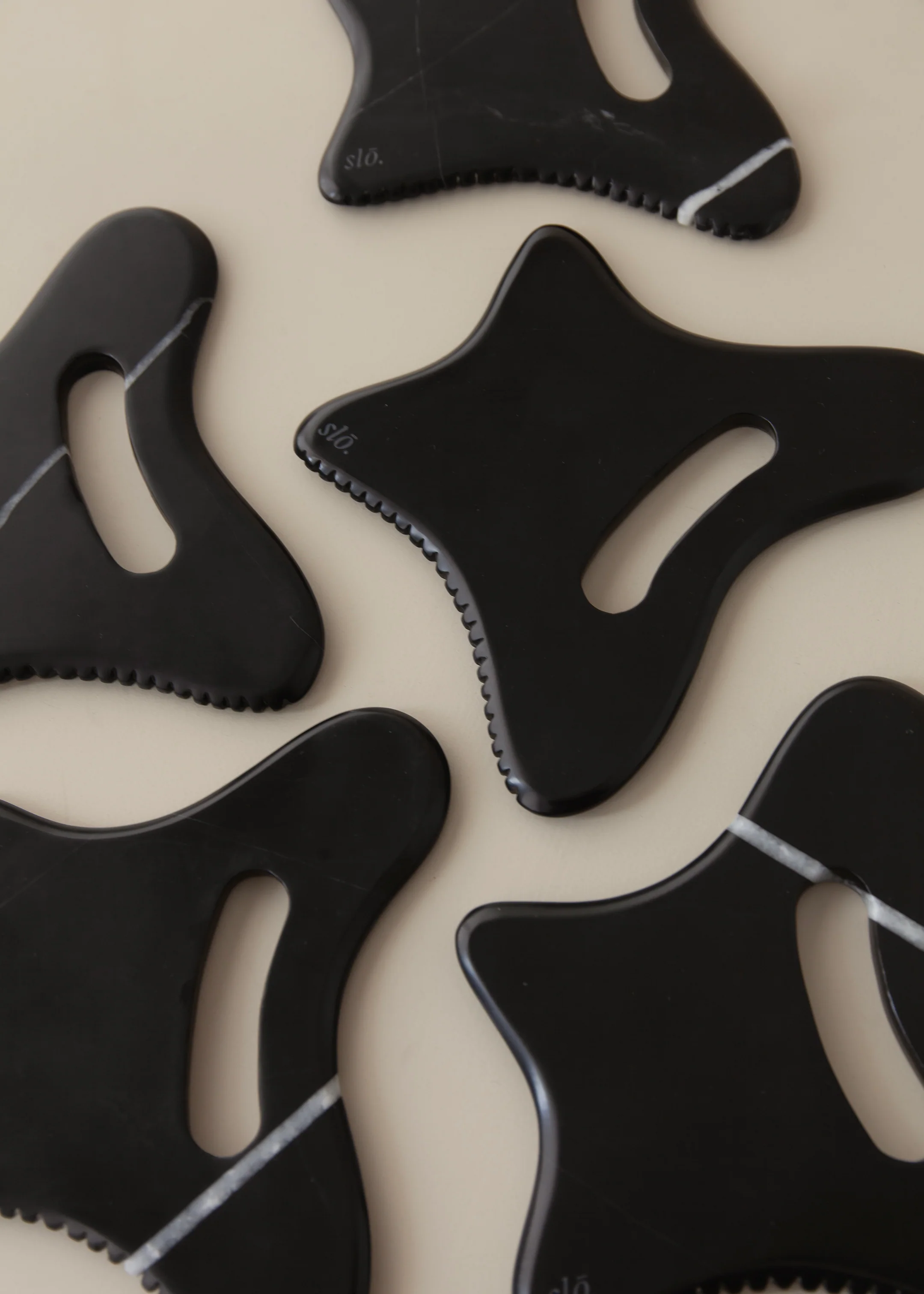 Bian Stone Body Gua Sha - Image 4