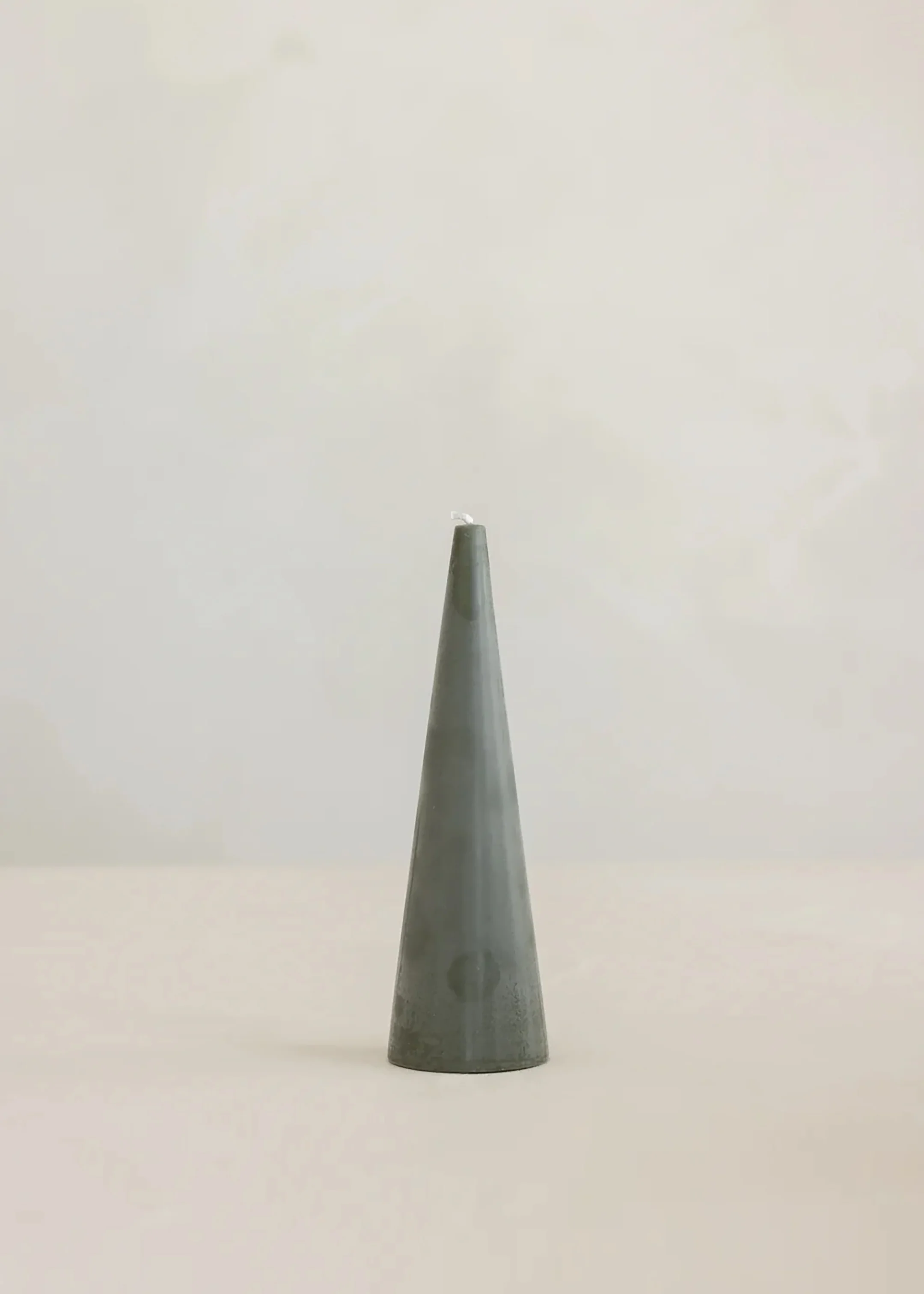 Cone Candle / Olive