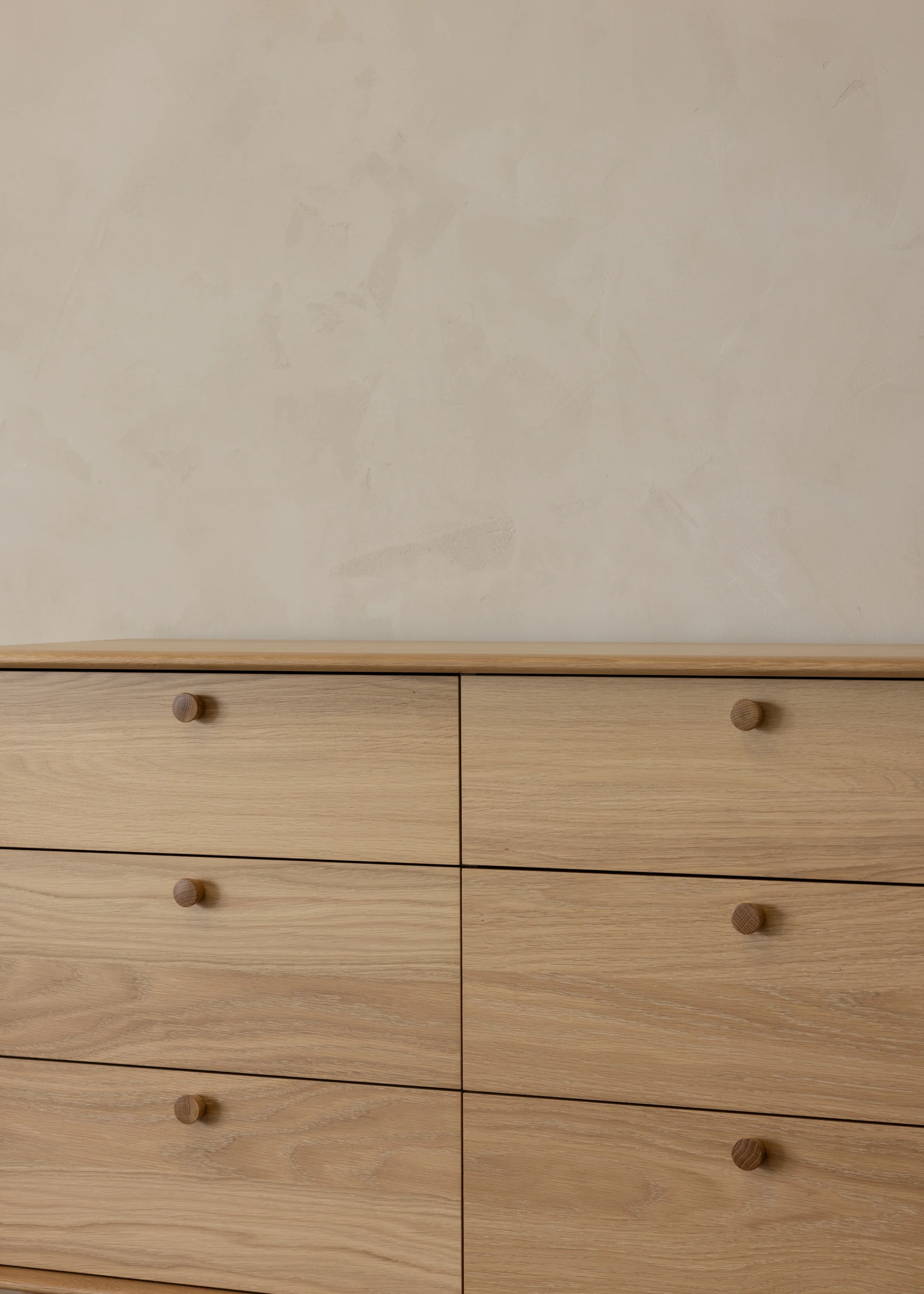 Copenhagen 6 Draw Lowboy / Oak - Image 8