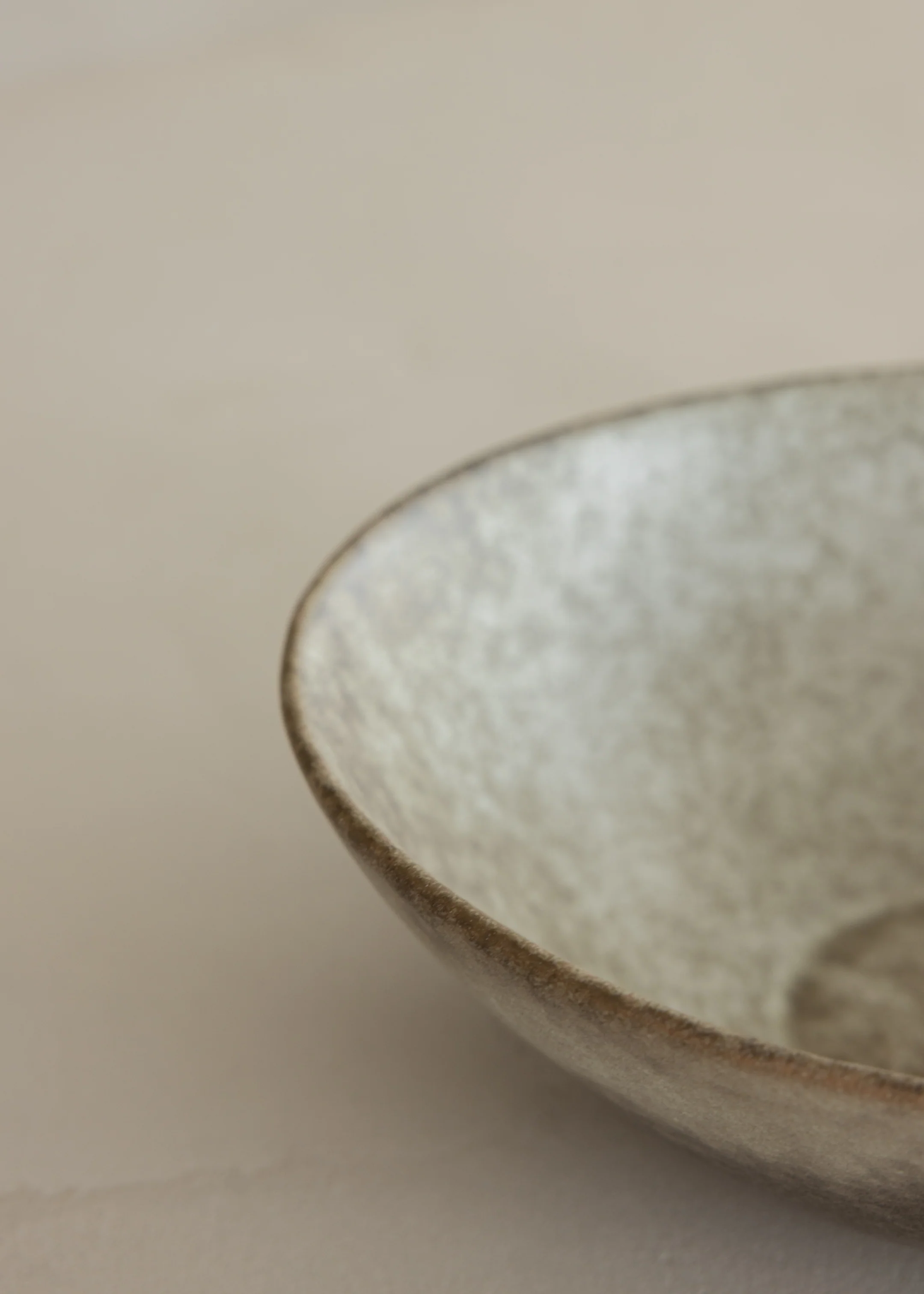 Dusk Stoneware Raised Platter - Image 3