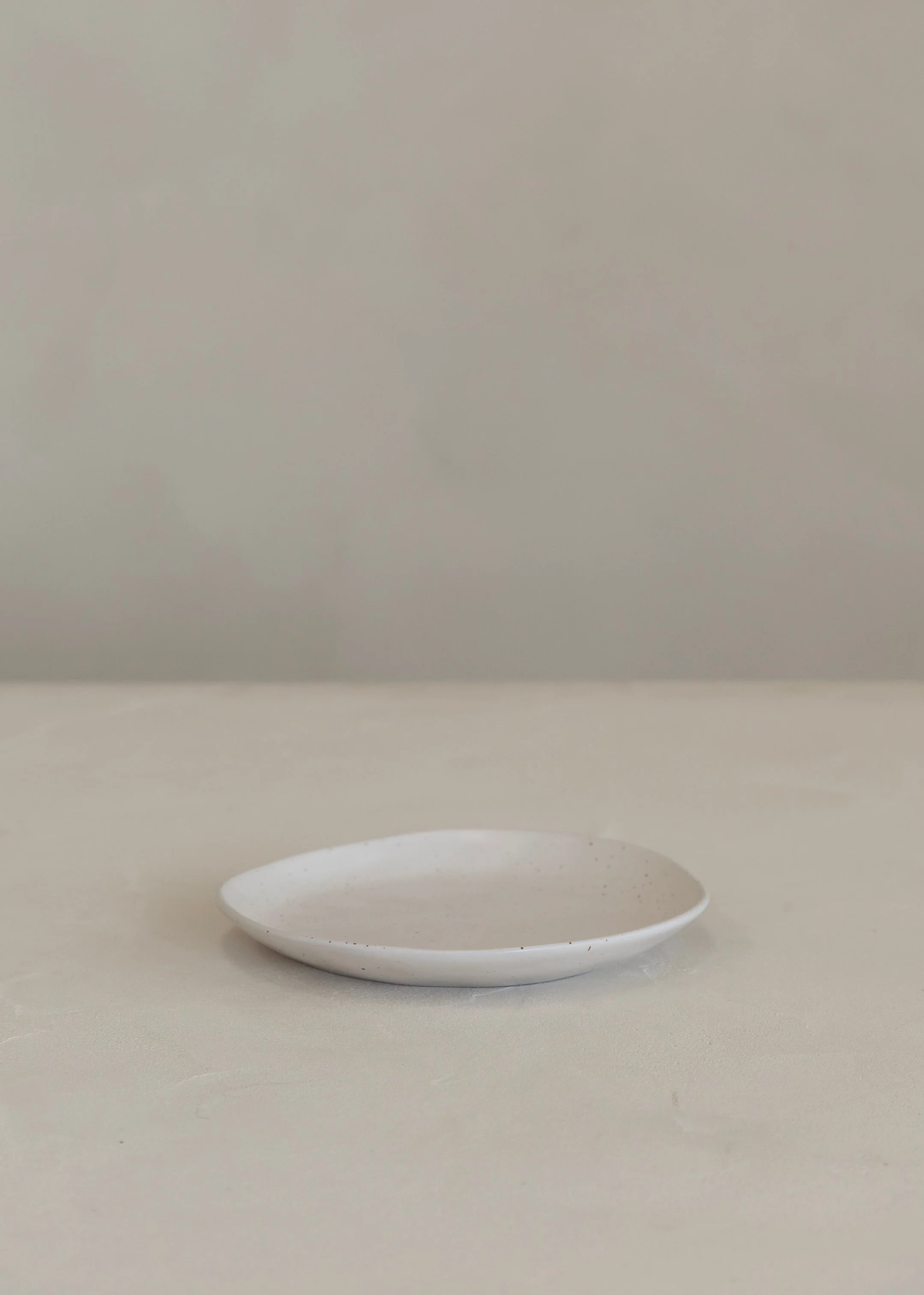 Earth Side Plates / Natural - Image 4