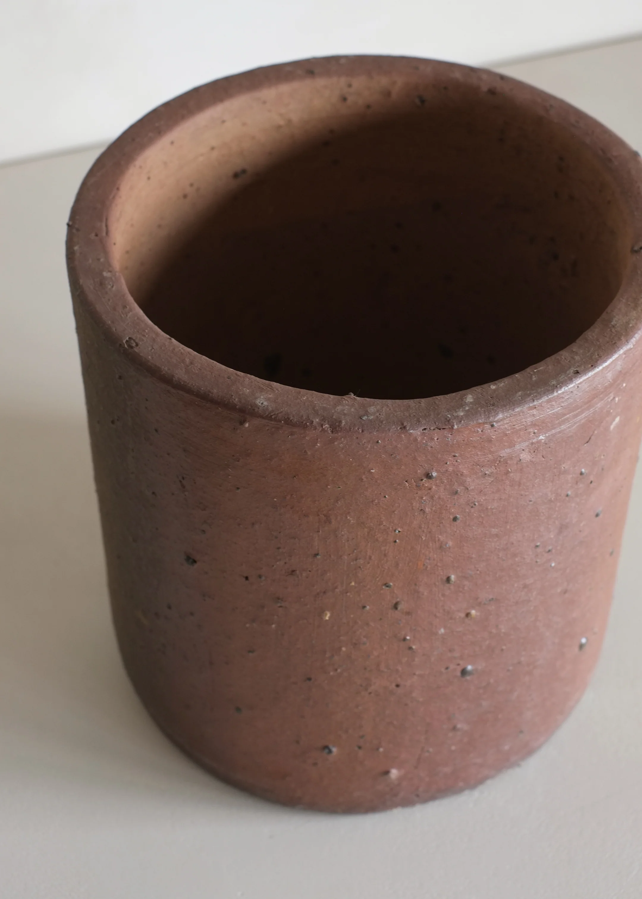 Edin Black Soil Pot - Image 4