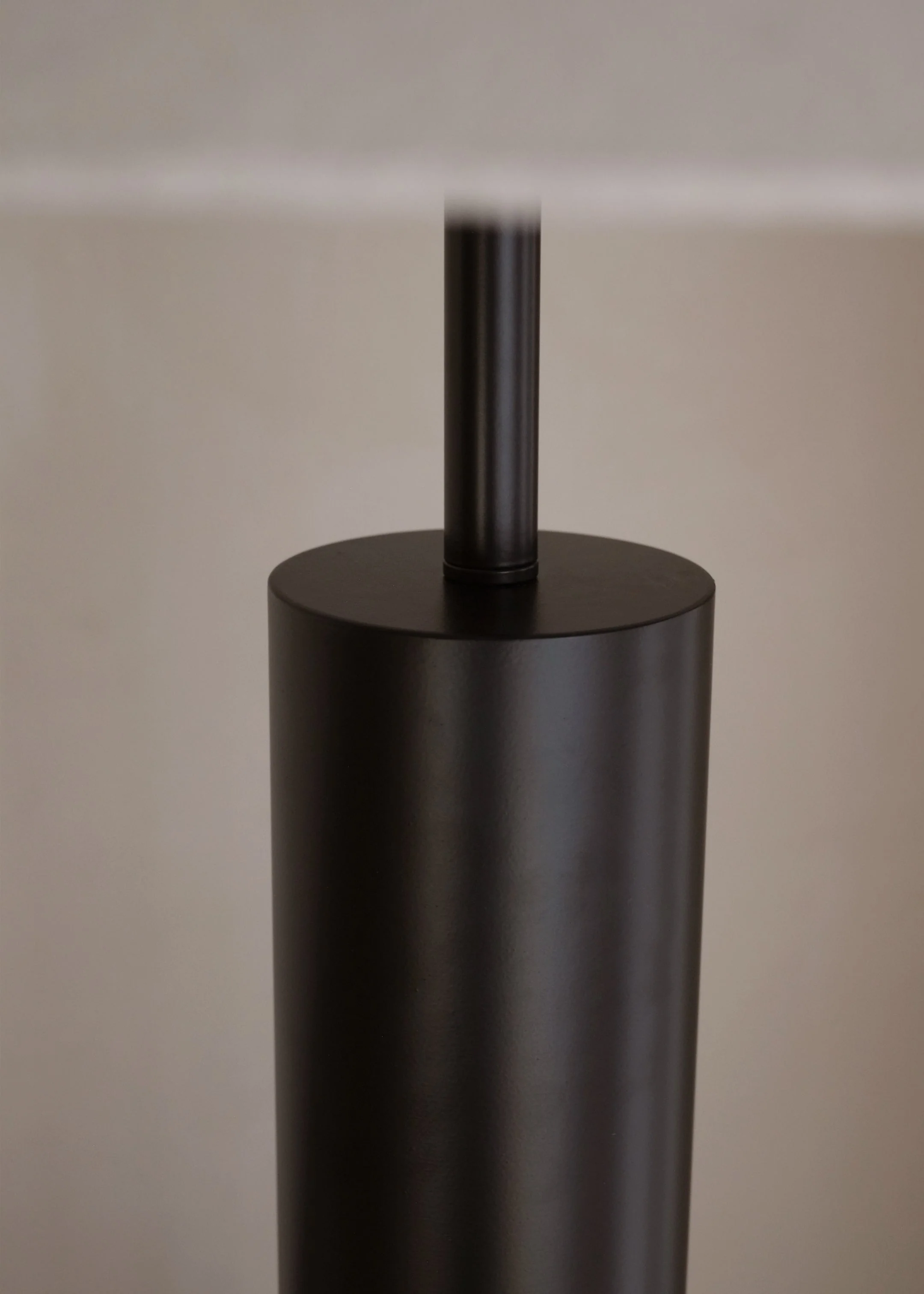 Ellis Floor Lamp - Image 3