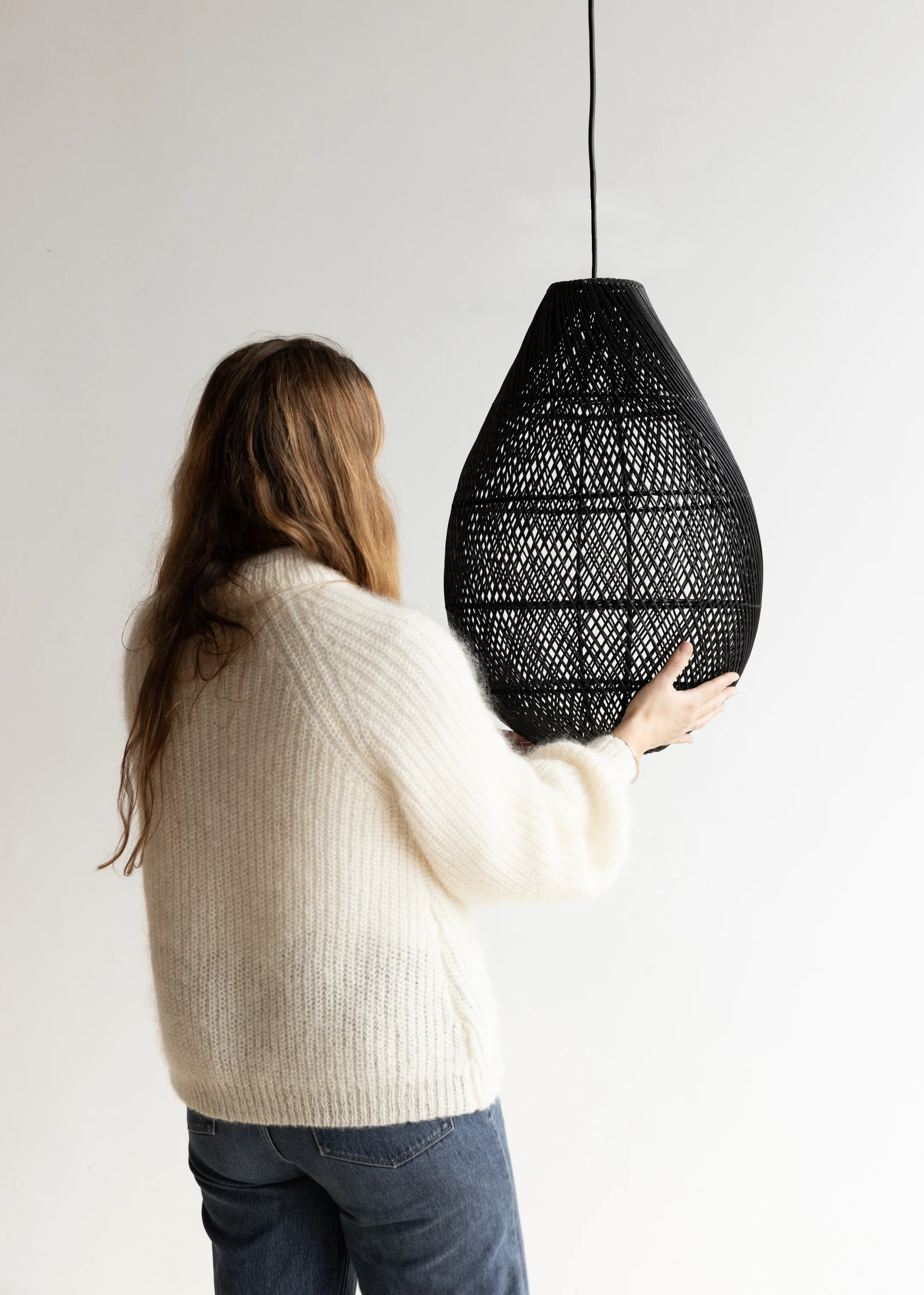 Evi Pendant / Black - Image 5