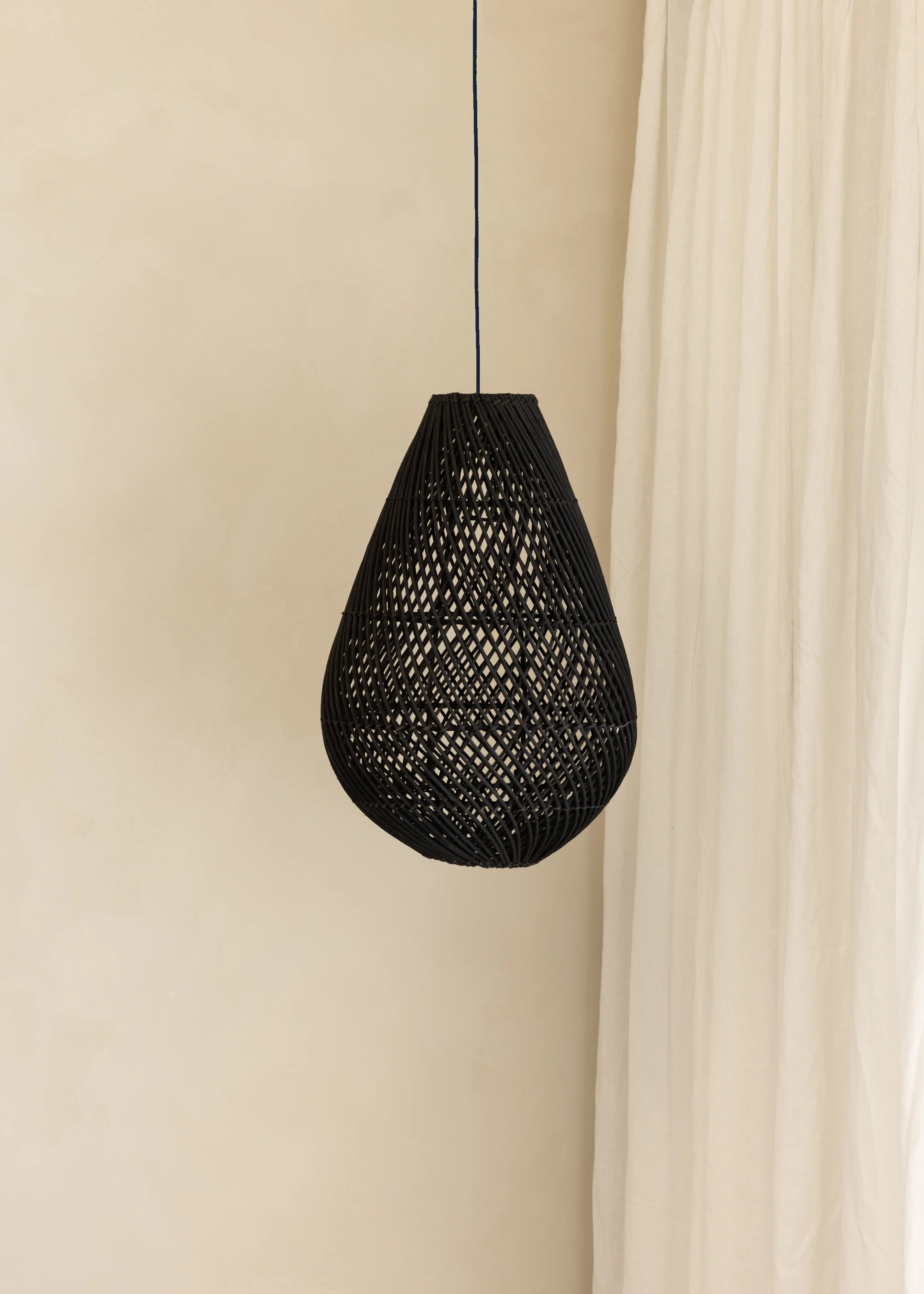 Evi Pendant / Black - Image 7