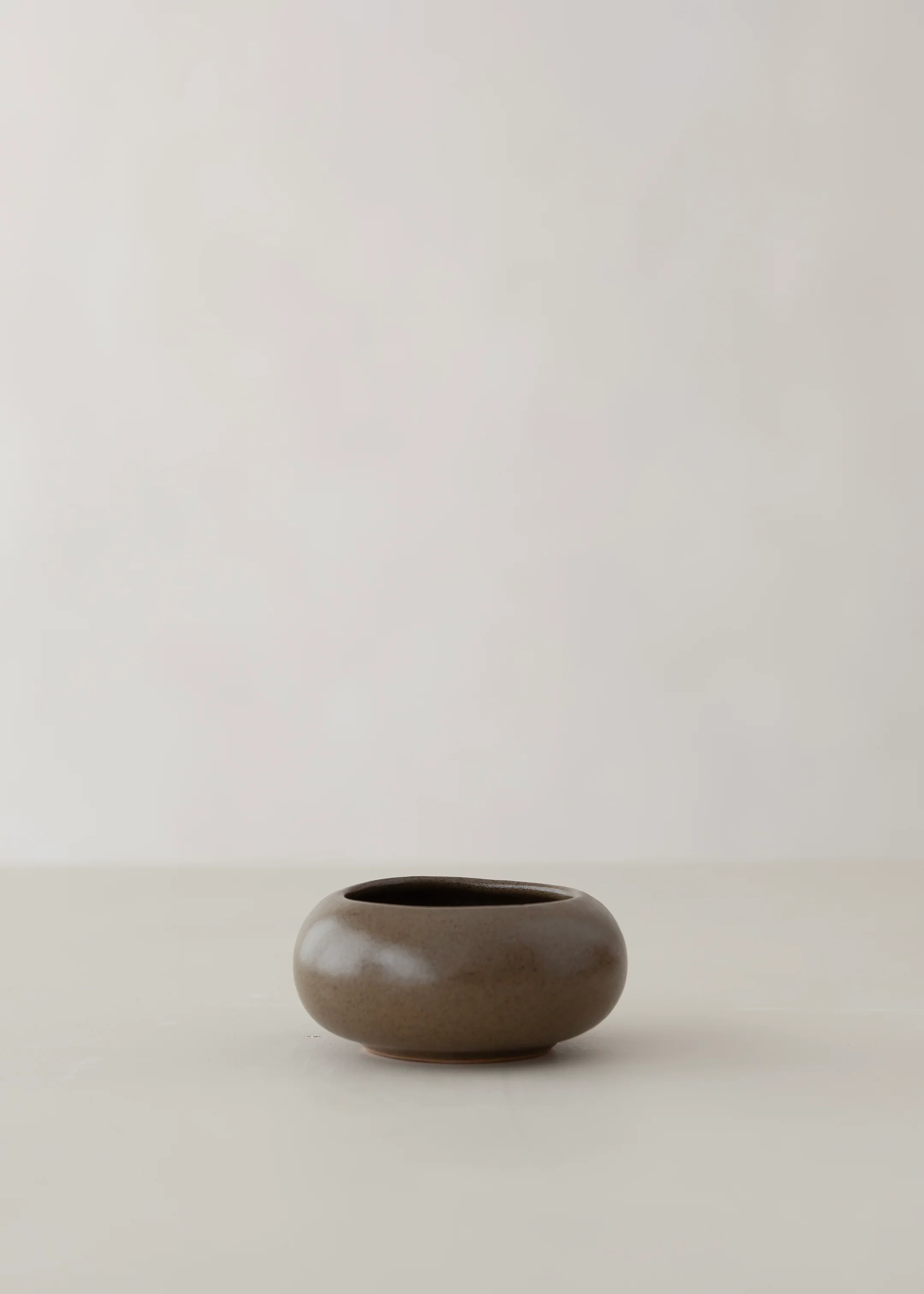 Giri Bowl / Olive - Image 4