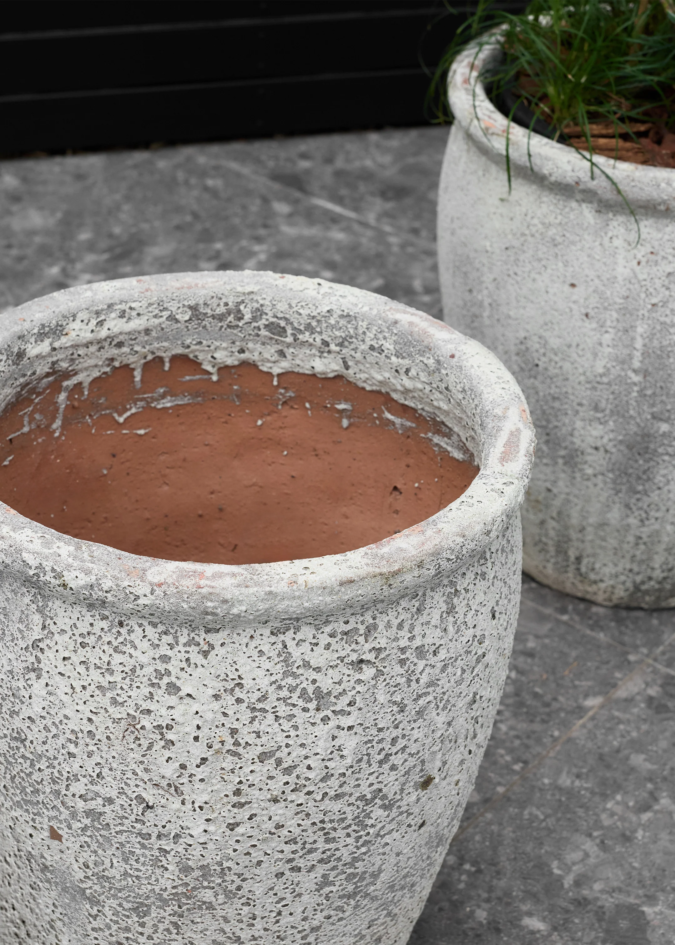 Isha Antique Pot - Image 4