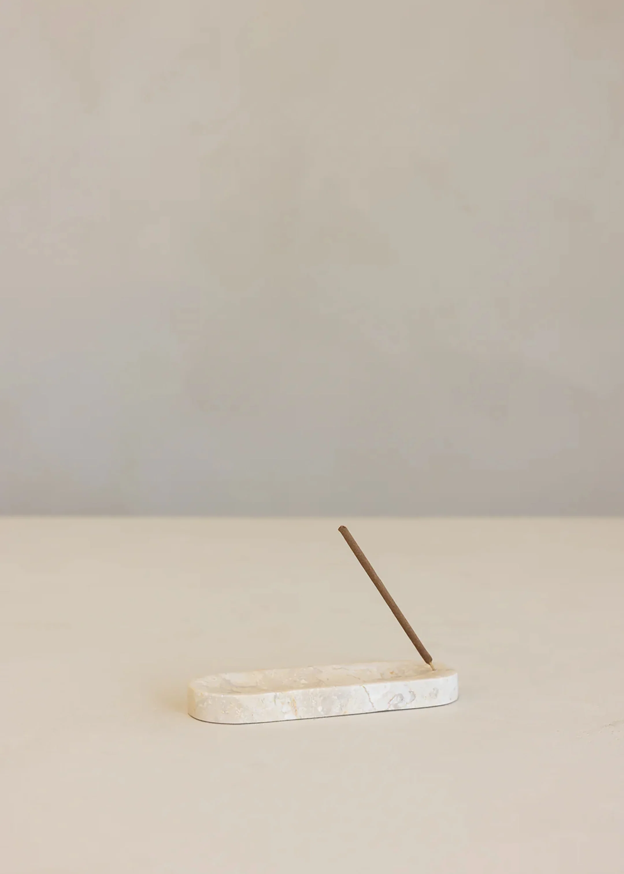 Isha Marble Incense Tray / Cream