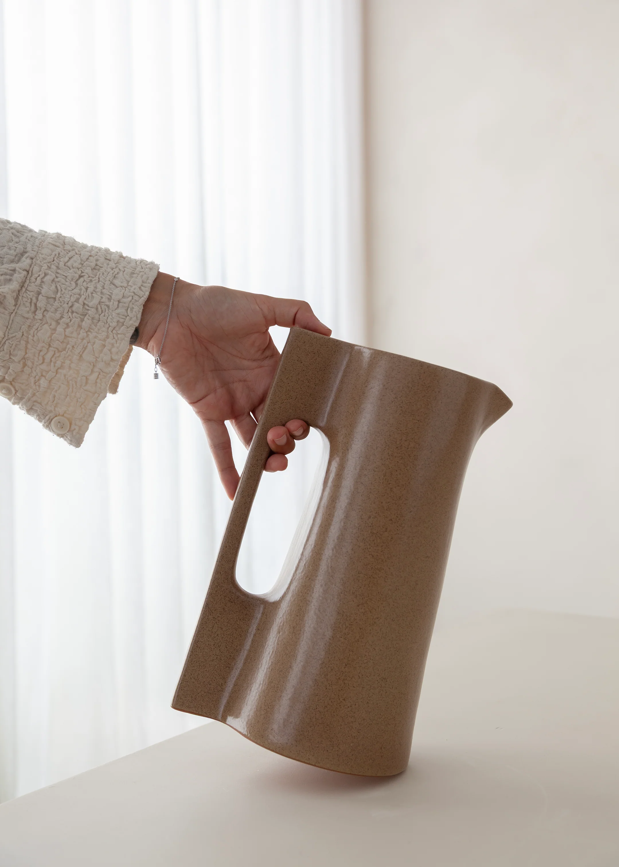 Kaia Jug / Caramel - Image 4