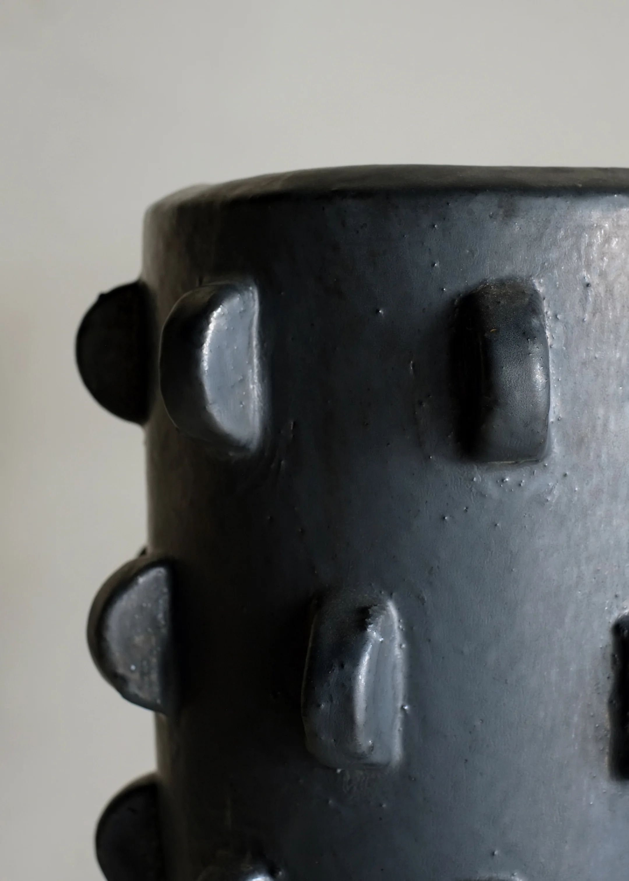 Kars Glazed Pot / Black - Image 3