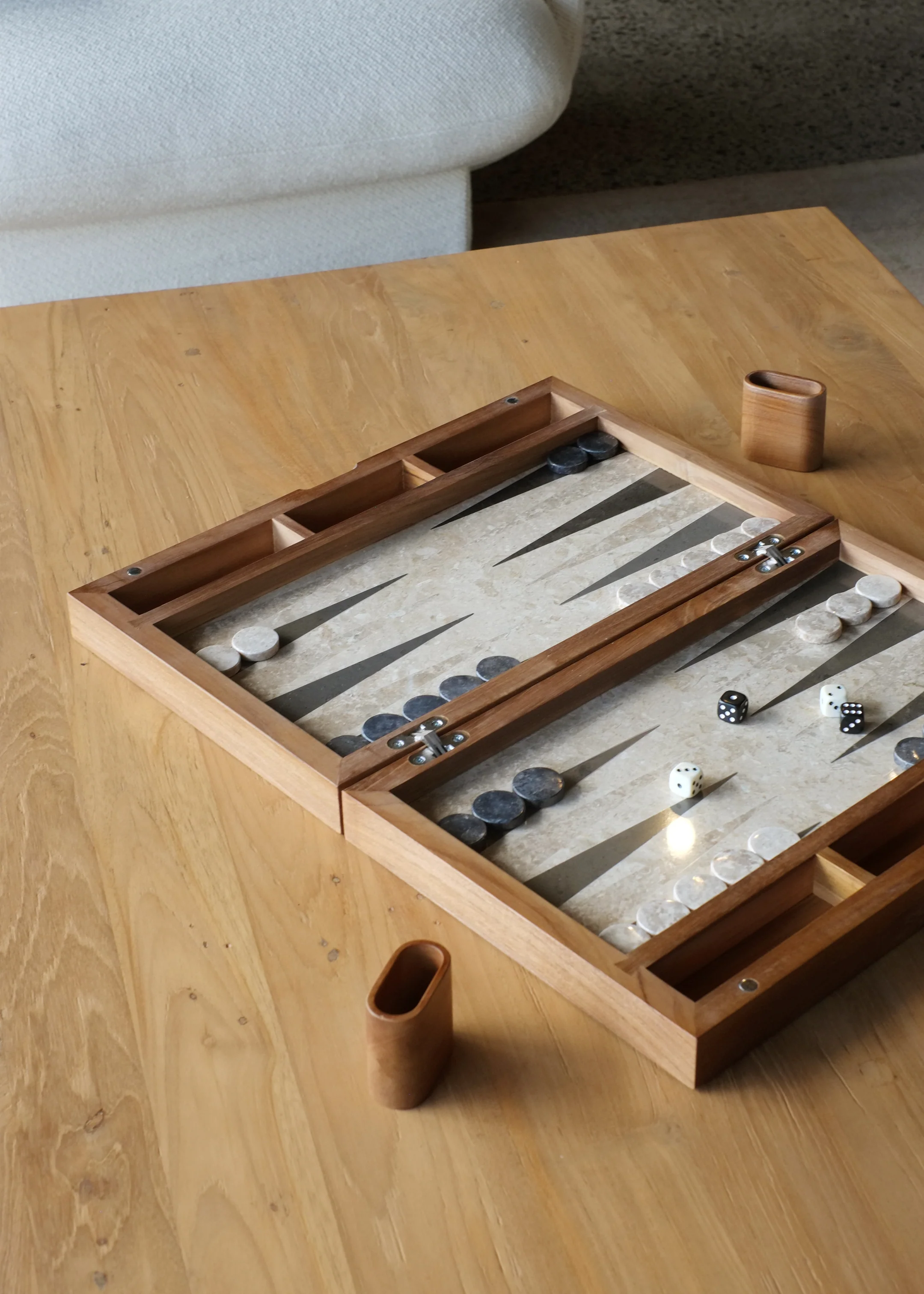 Maku Marble Backgammon / Cream and Black - Image 5
