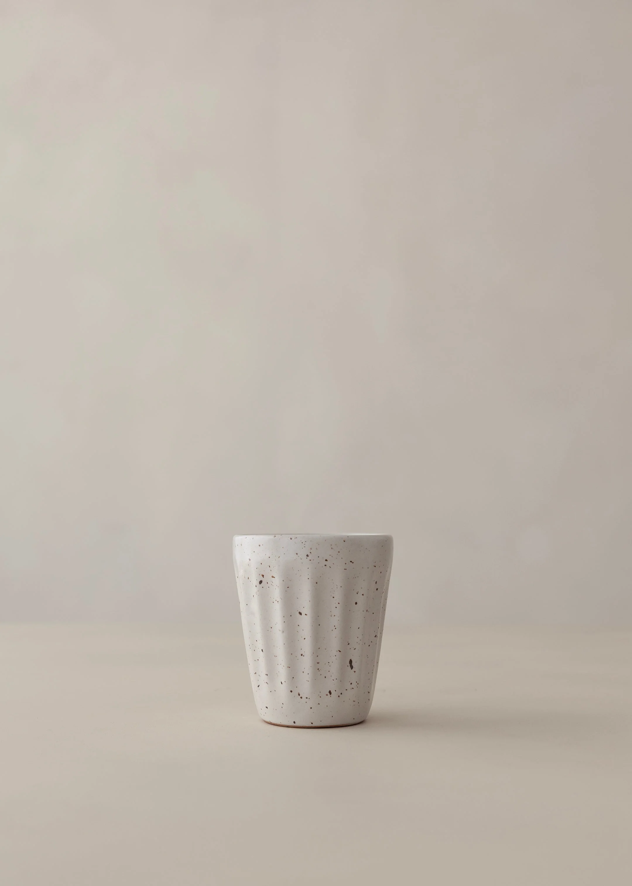 Nila Cup Set of 2 / Speckled White - Image 3