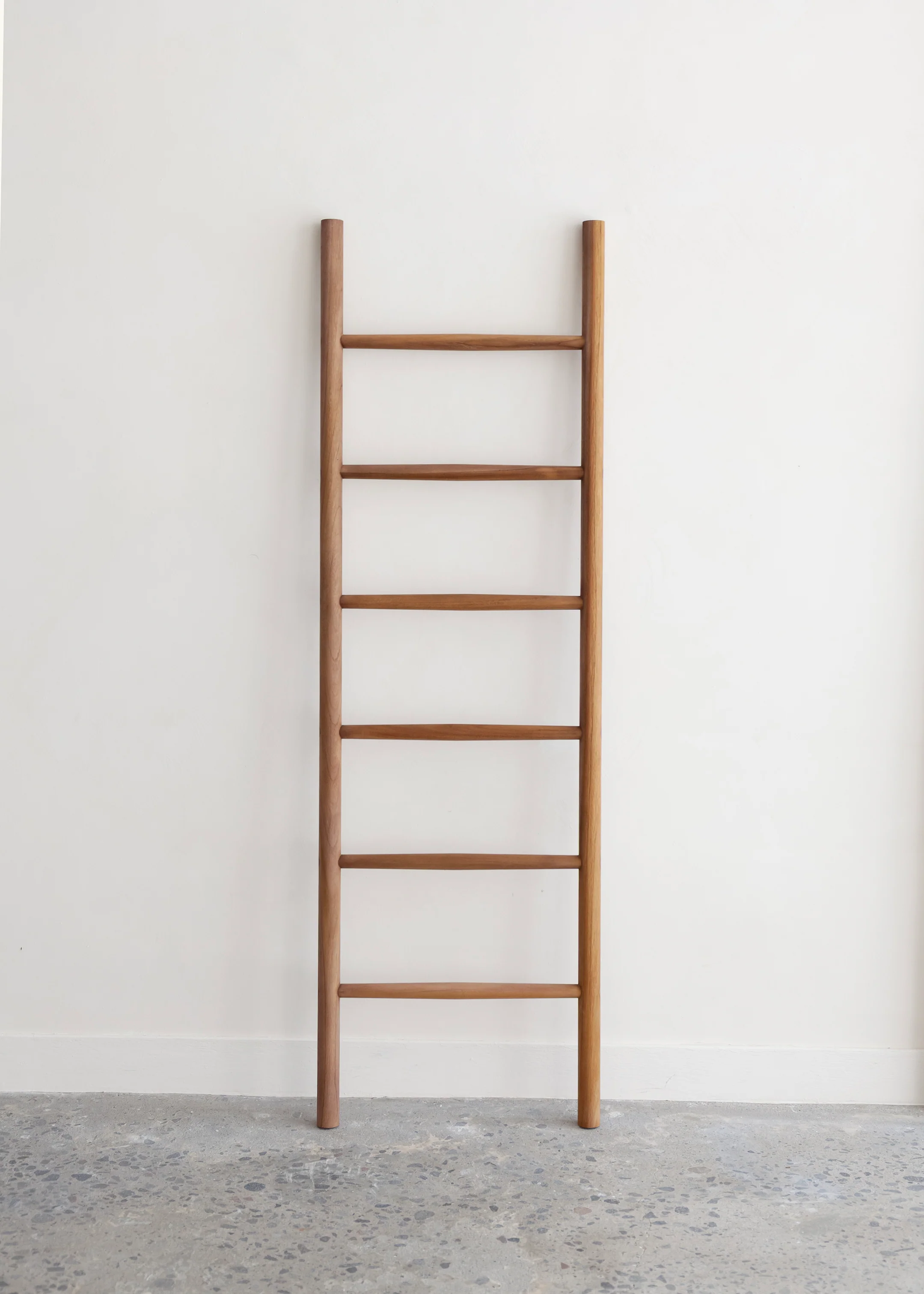 Nobu Towel Ladder / Dark Teak - Image 4