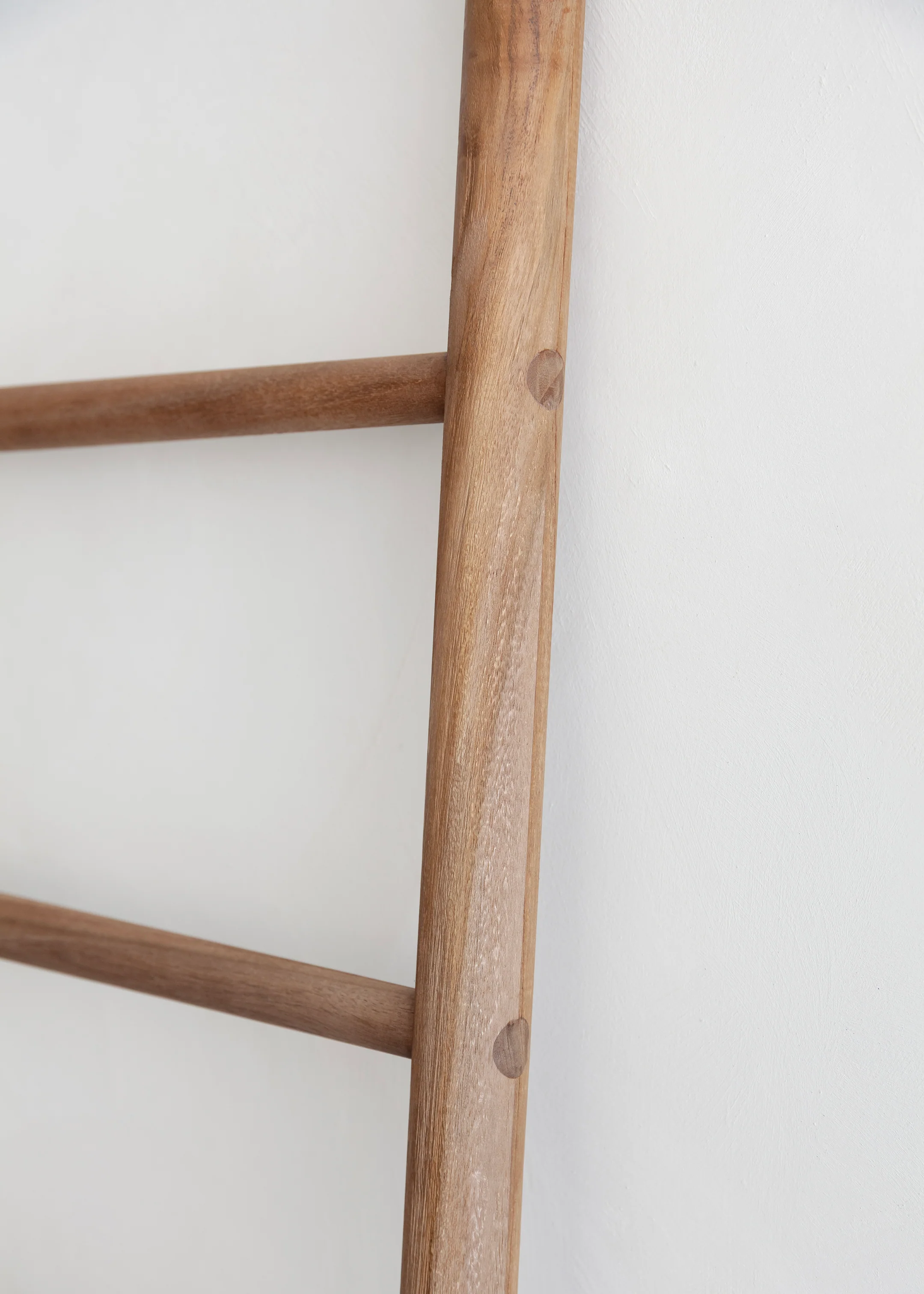 Nobu Towel Ladder / Dark Teak - Image 8