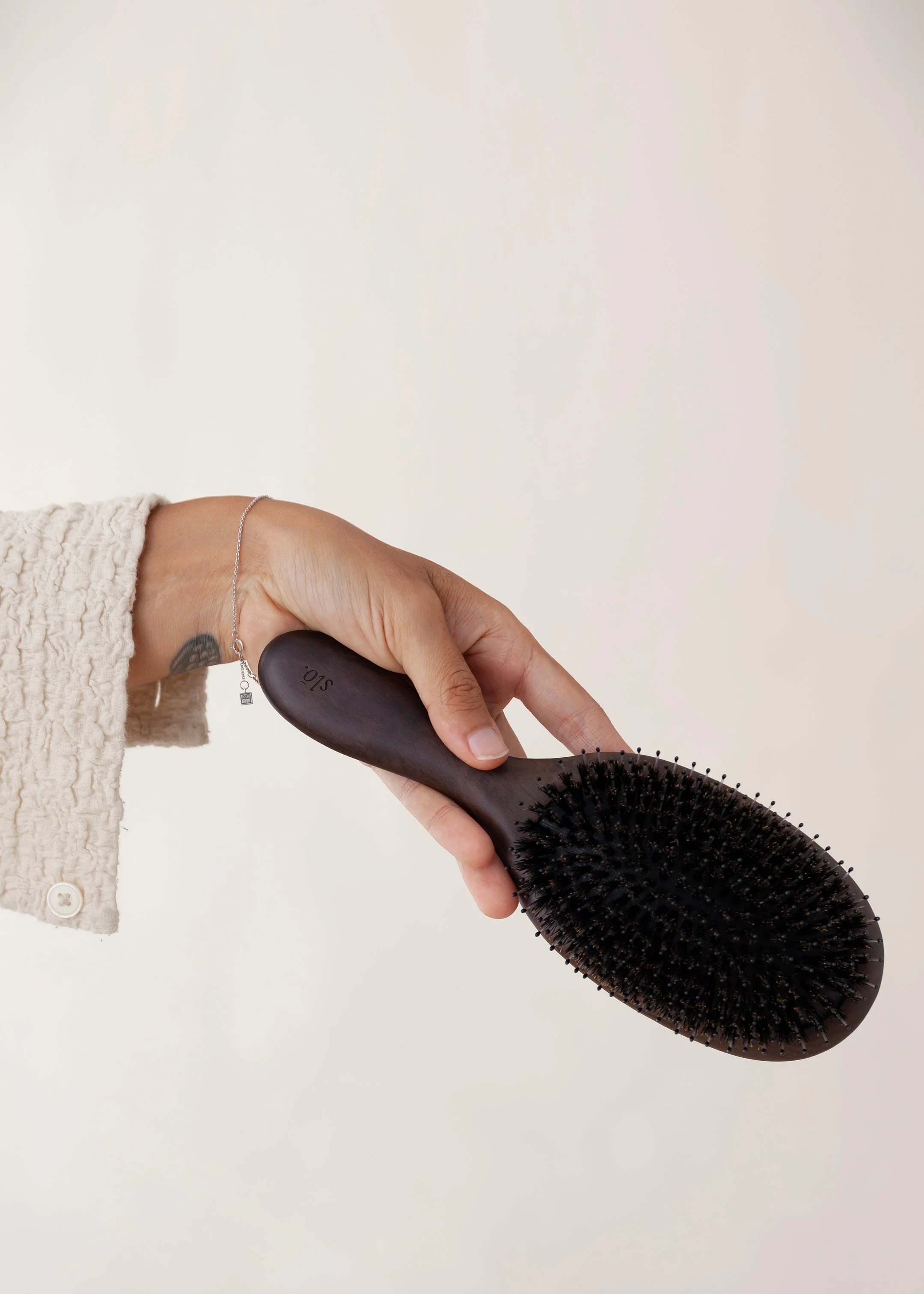 Restore Hairbrush - Image 3