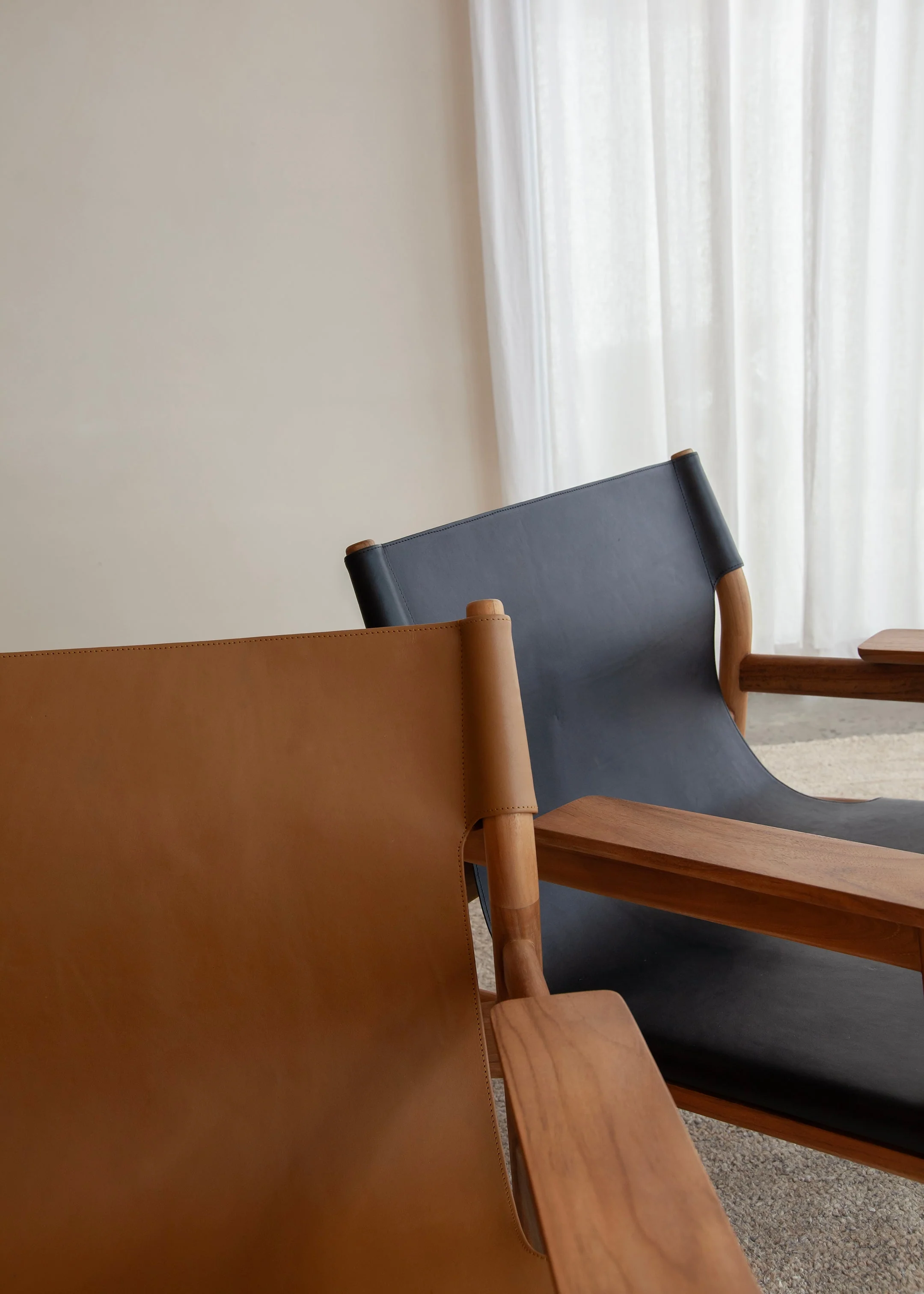 Sana Leather Chair / Black - Image 9