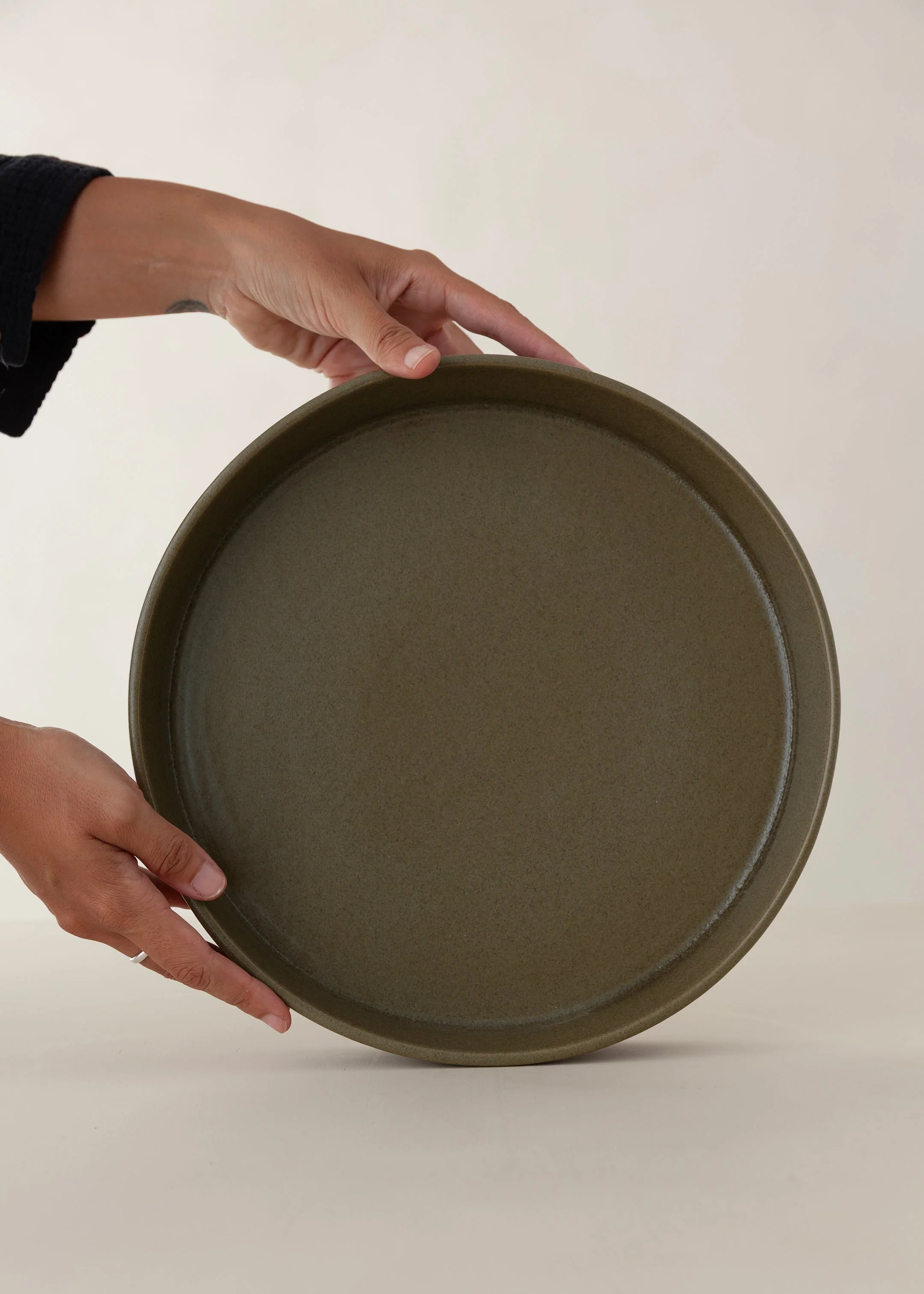 Sonten Bowl / Olive - Image 3