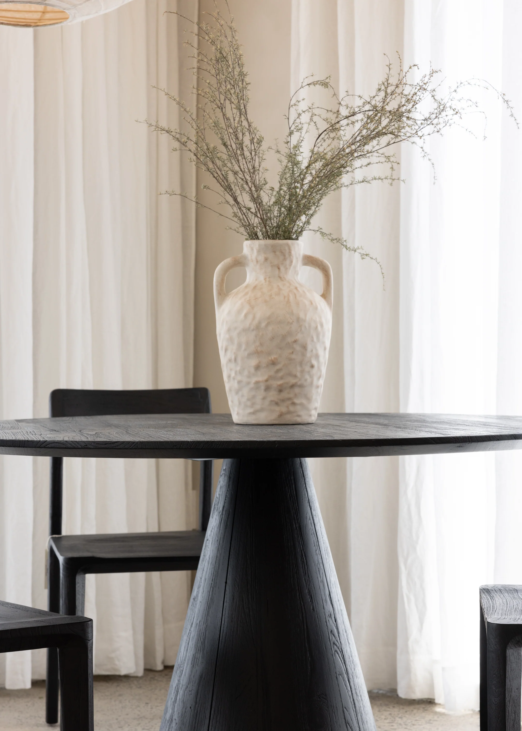 Tiram Dining Table / Black - Image 3