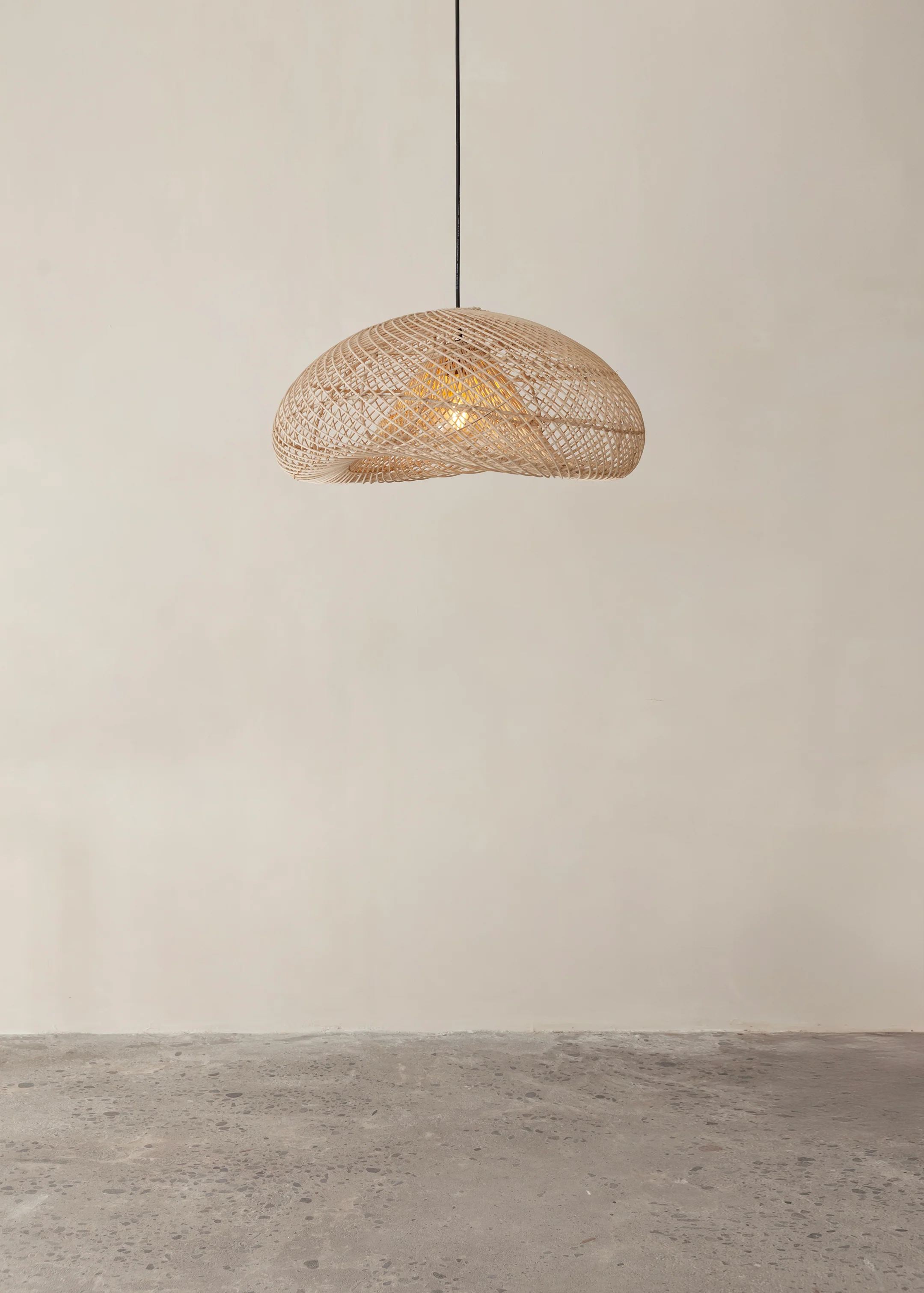 Twist Pendant / Natural - Image 6