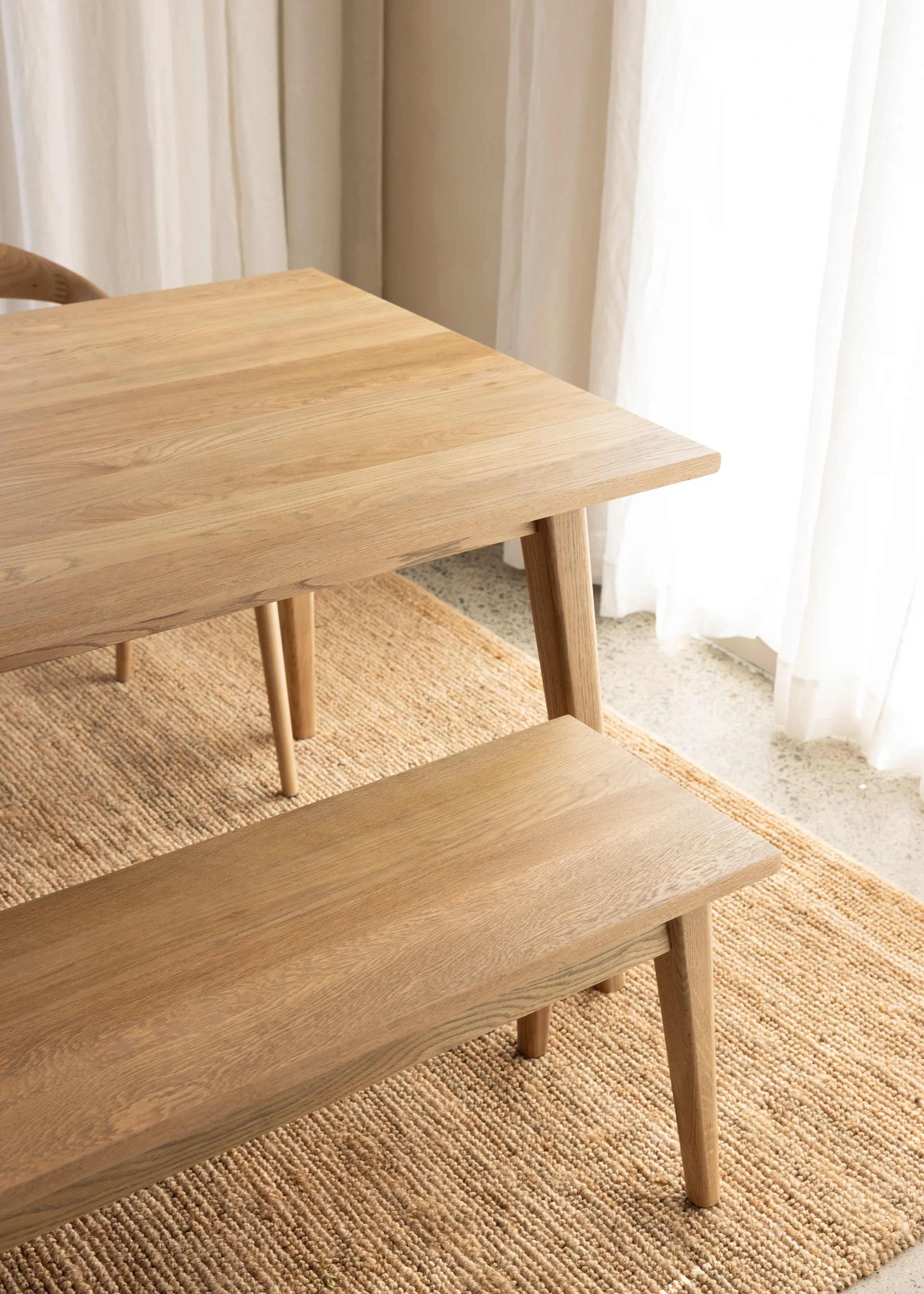 Vaasa Oak Dining Table / Natural - Image 6